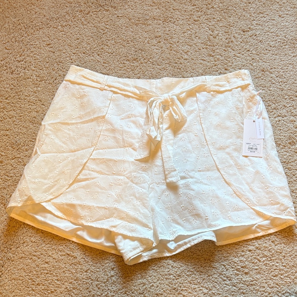 Candie's Cream Eyelet High Waist Shorts NWT